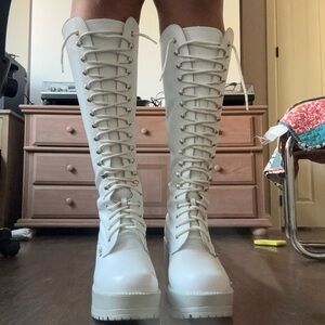 Knee High White leather Platform Boots ROC australia 8 38 lace up euphoria 70s
